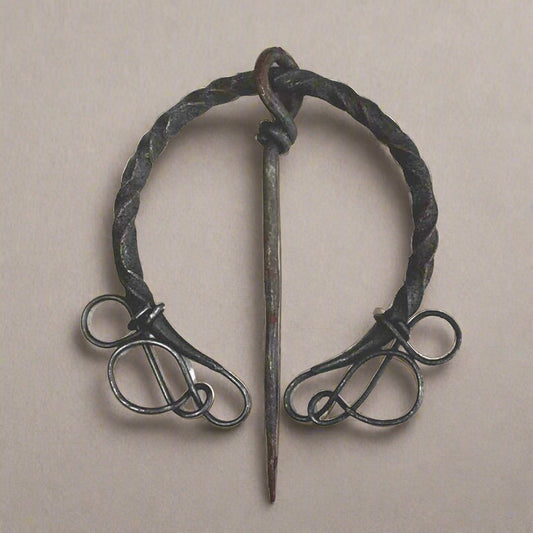 Twisted Brooch